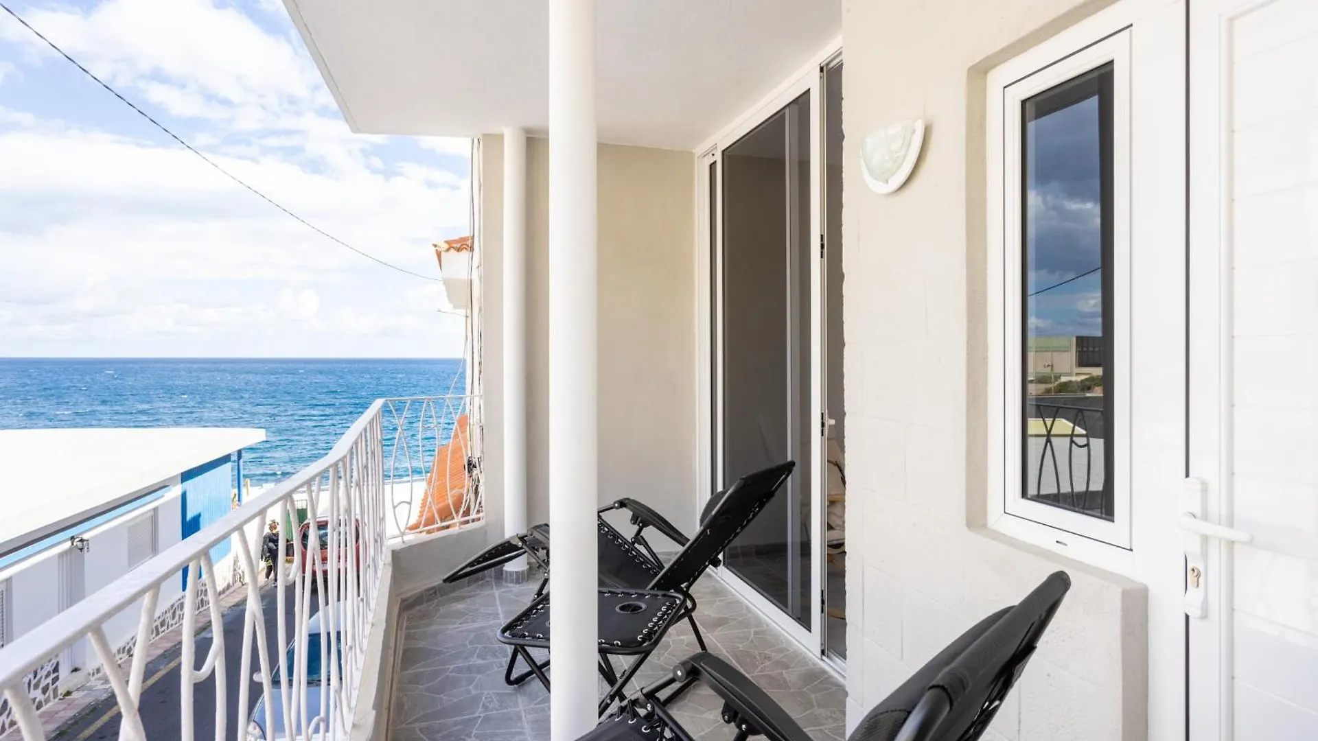 Home2Book Angy'S Seaside Home, Candelaria Araya